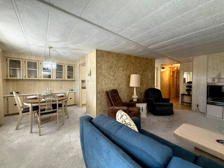 42 East Road a Palmetto, FL Mobile or Manufactured Home for Sale